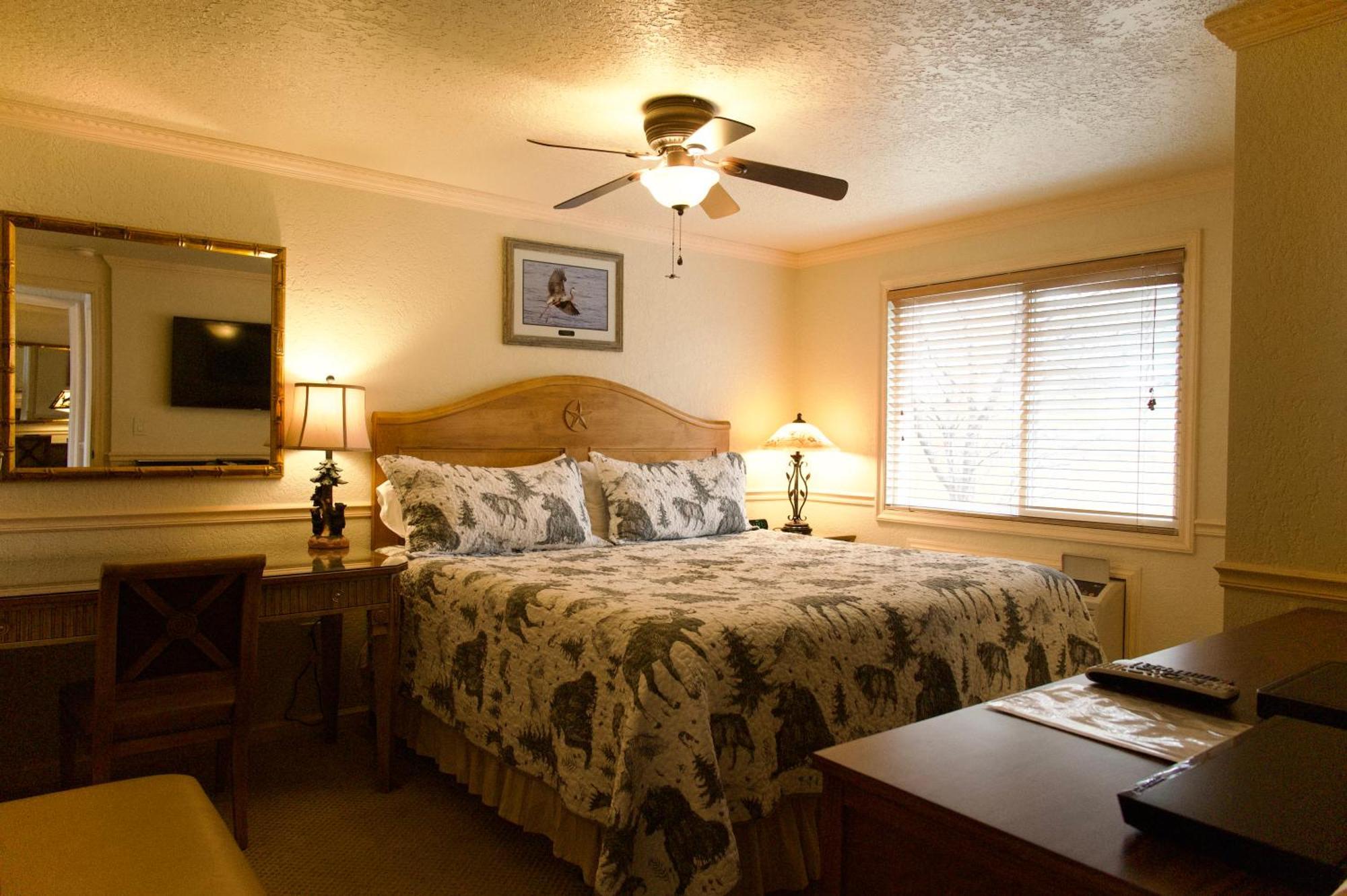 Yellowstone Gateway Inn Гардинер Экстерьер фото
