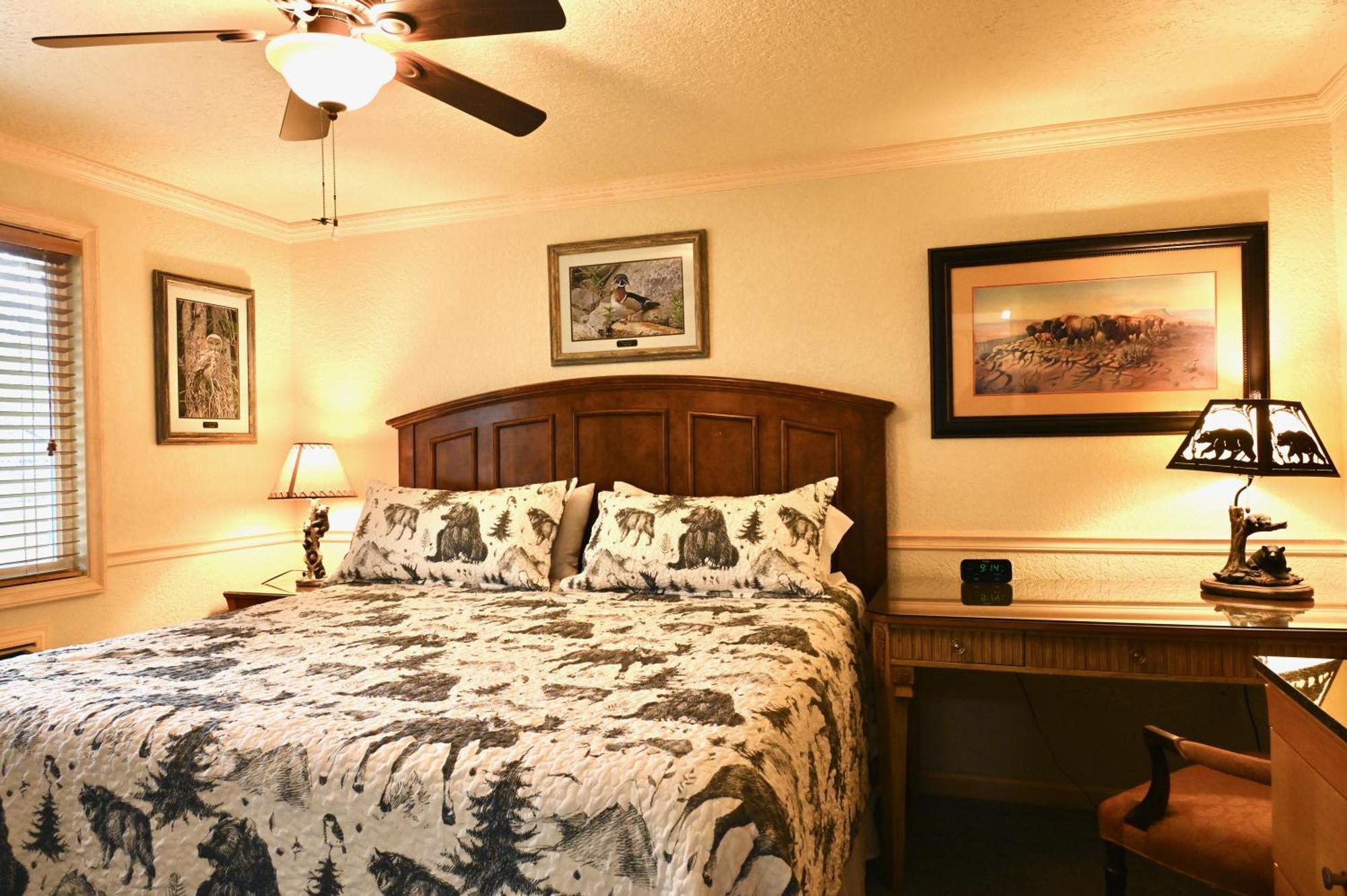 Yellowstone Gateway Inn Гардинер Экстерьер фото