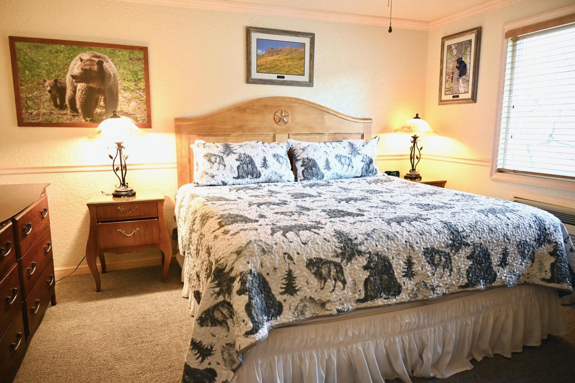 Yellowstone Gateway Inn Гардинер Экстерьер фото