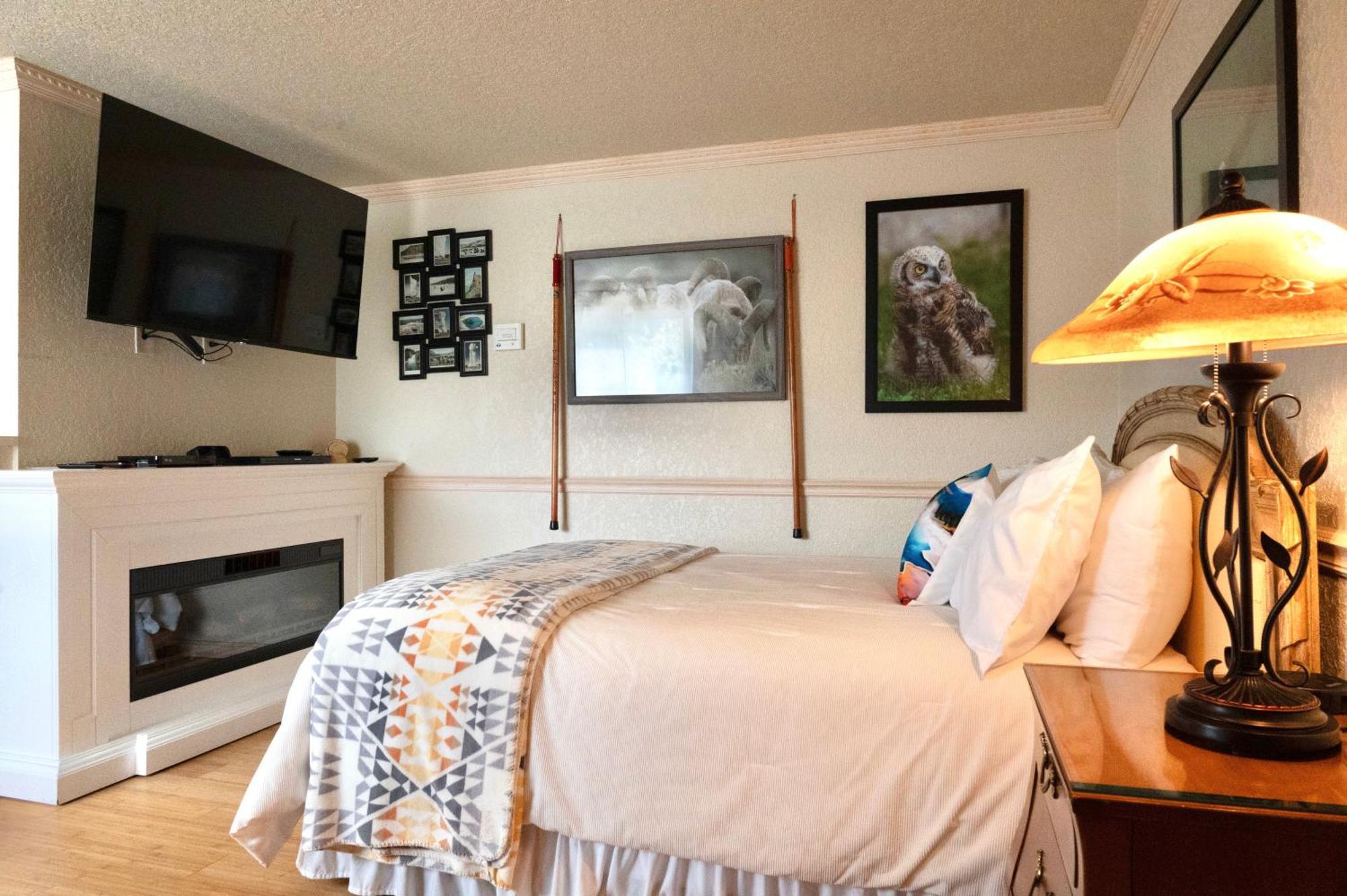Yellowstone Gateway Inn Гардинер Экстерьер фото
